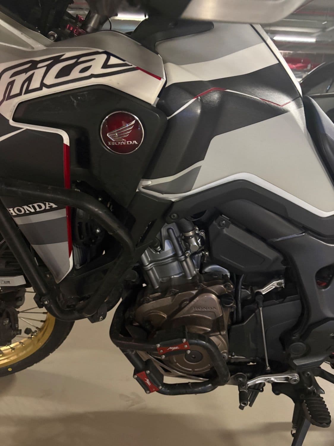 혼다 아프리카 트윈 CRF 1000 L 2