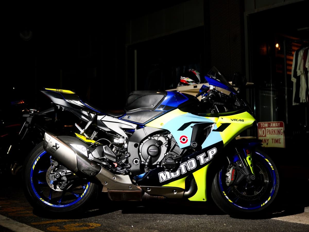 야마하 YZF R1 1