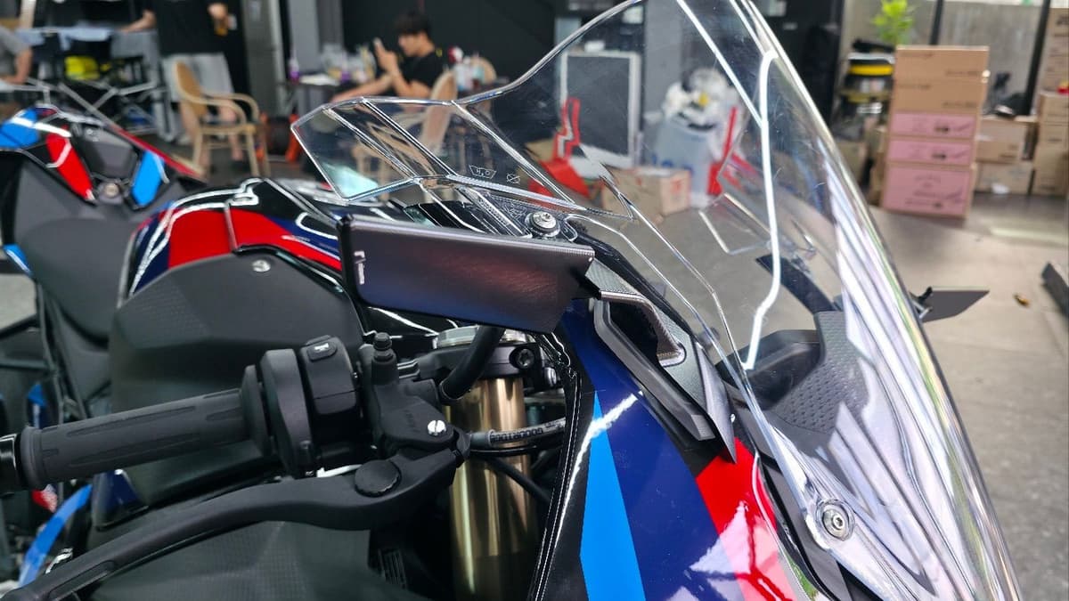 BMW S 1000 RR more