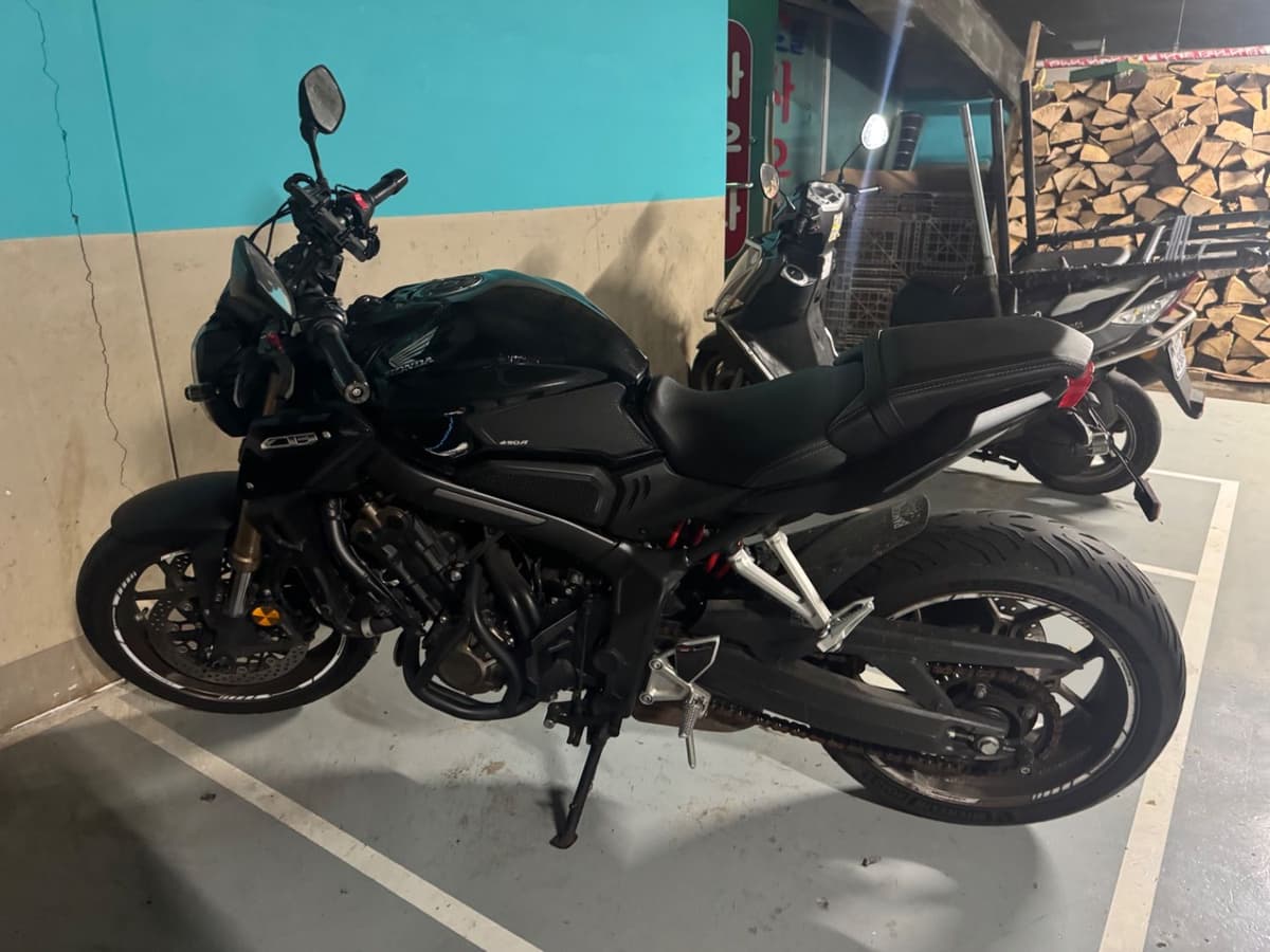 혼다 CB 650 R 2