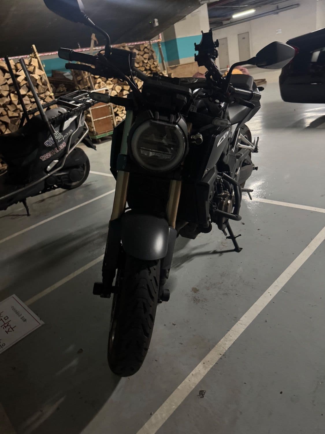 혼다 CB 650 R 3