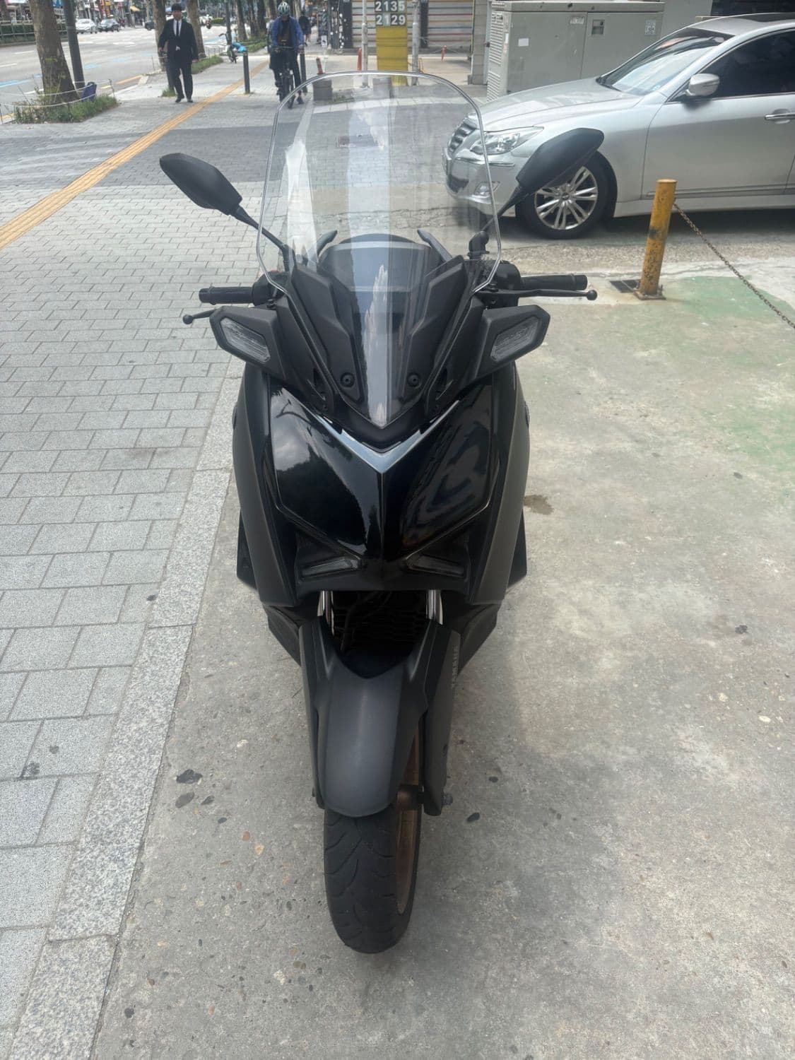 야마하 XMAX 300 ABS 4