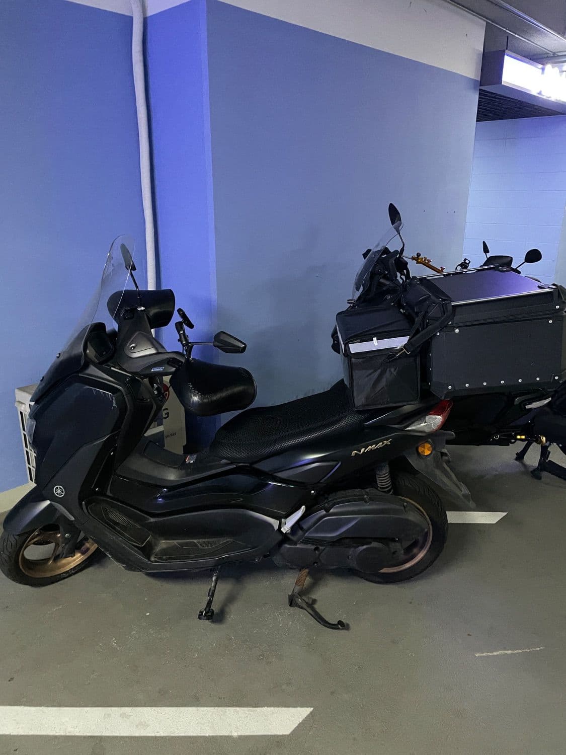 야마하 NMAX 125 more