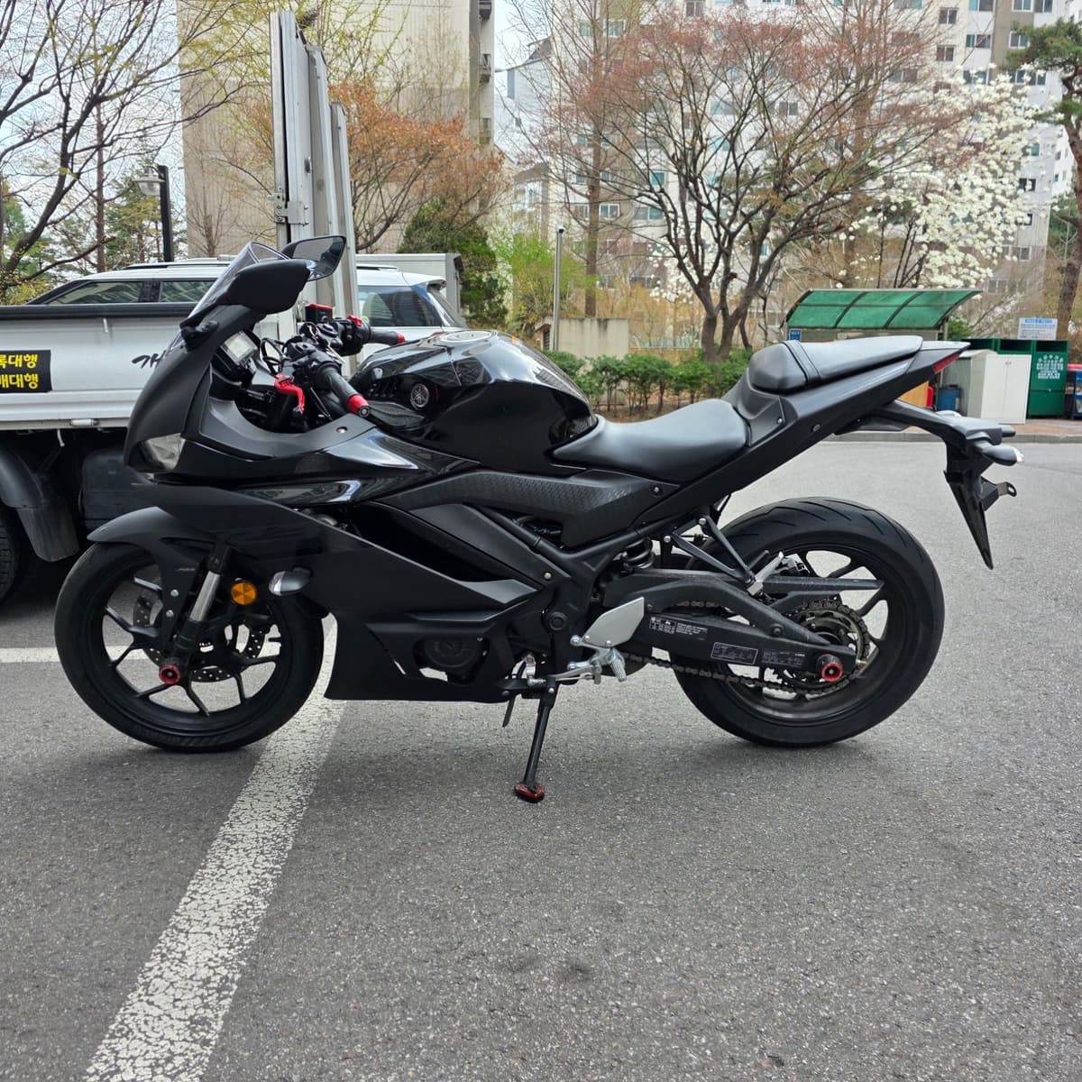 야마하 YZF R3 2