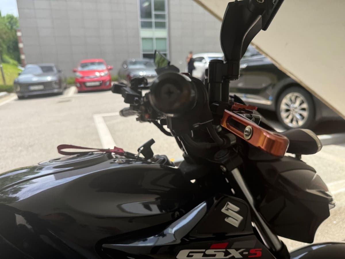 스즈키 GSX S 125 5