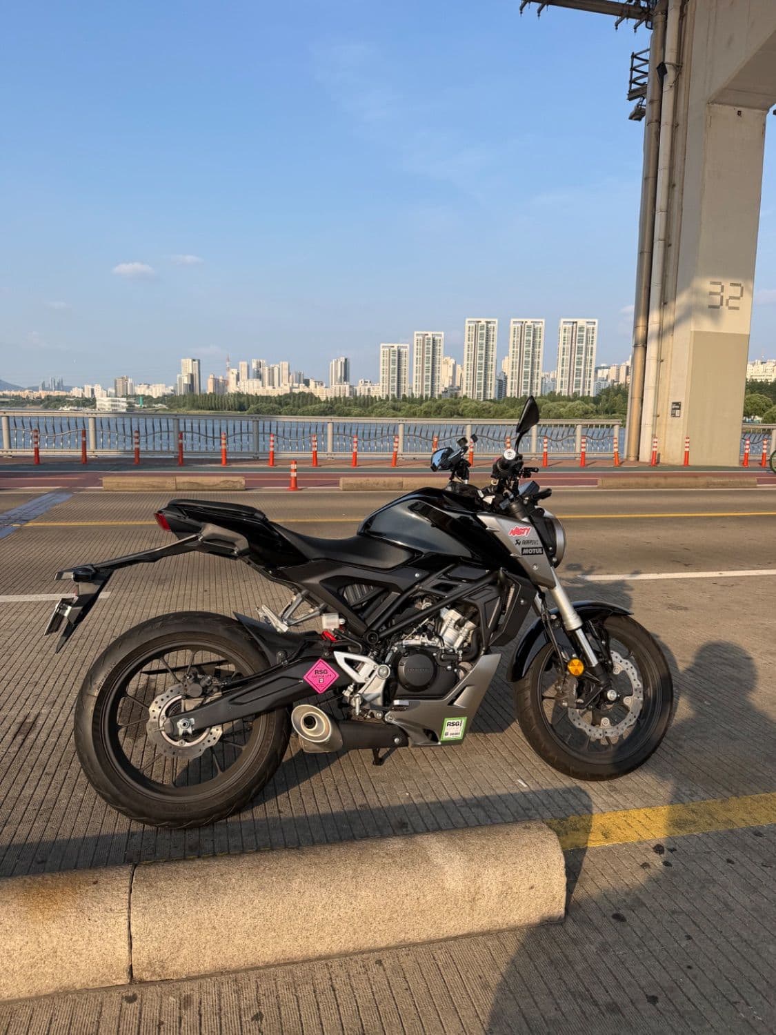 혼다 CB 125 R 1