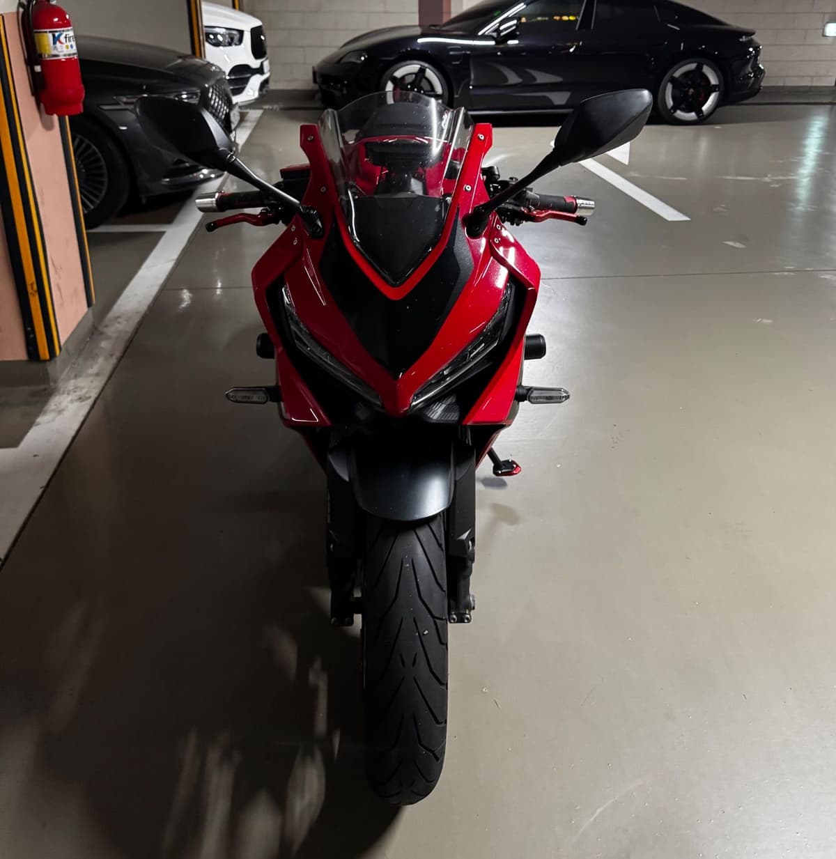 혼다 CBR 650 R MT 3