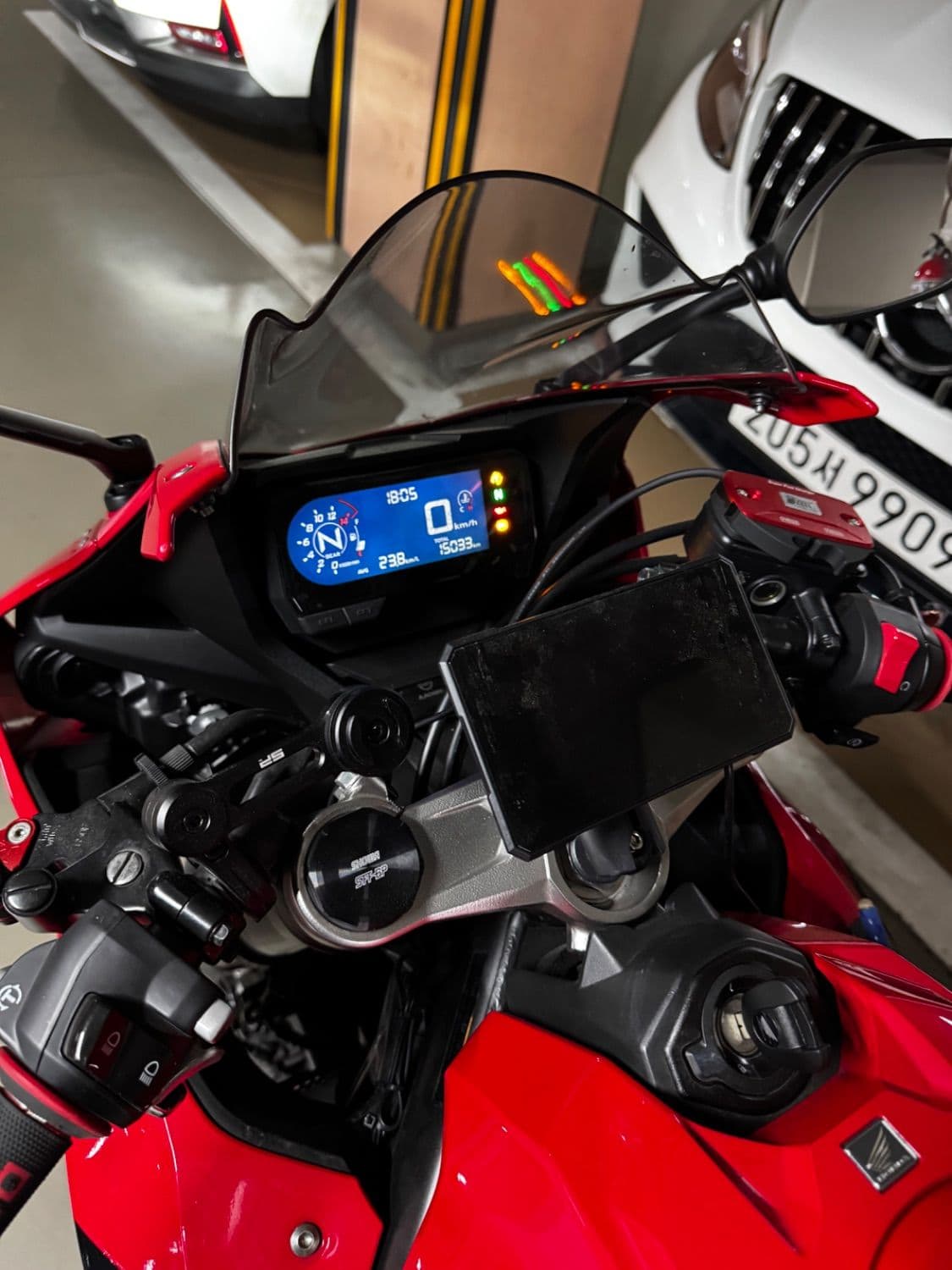 혼다 CBR 650 R MT 10