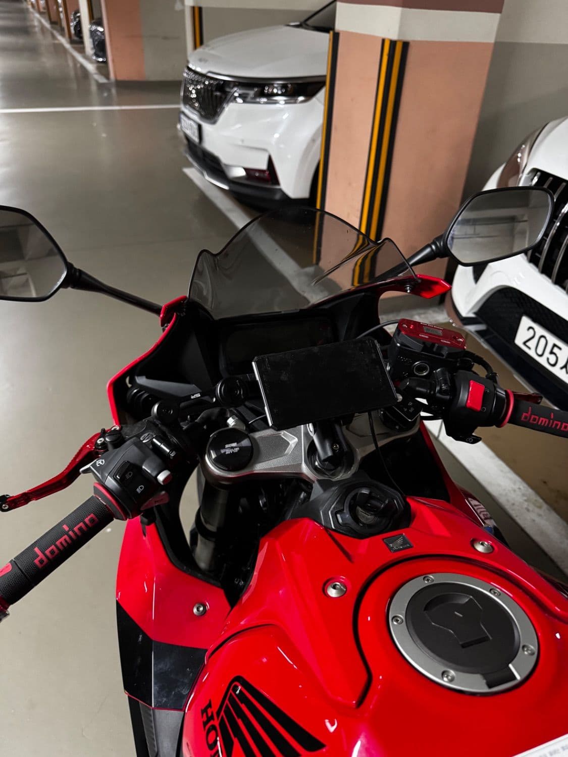 혼다 CBR 650 R MT 11