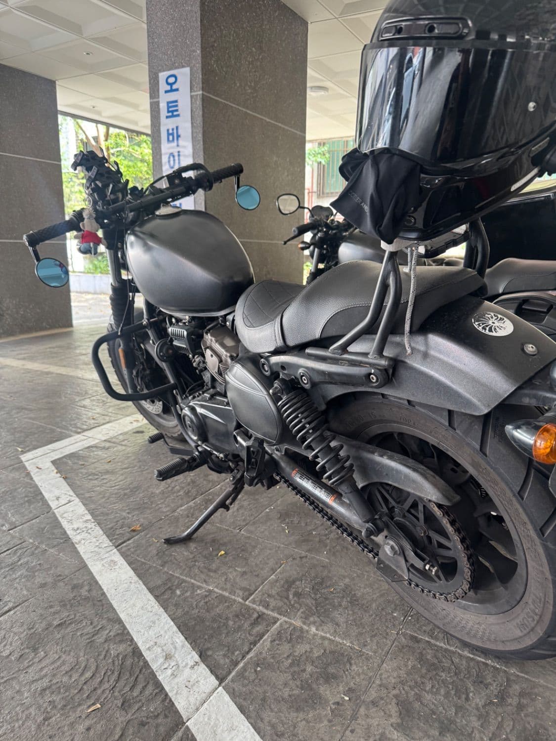 KR모터스 아퀼라 300 S 7