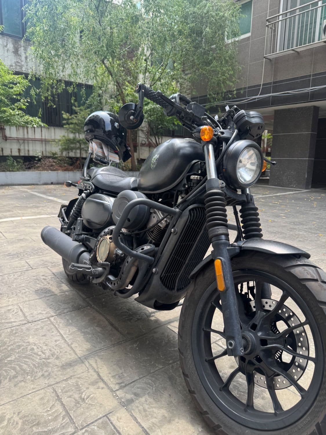 KR모터스 아퀼라 300 S 4