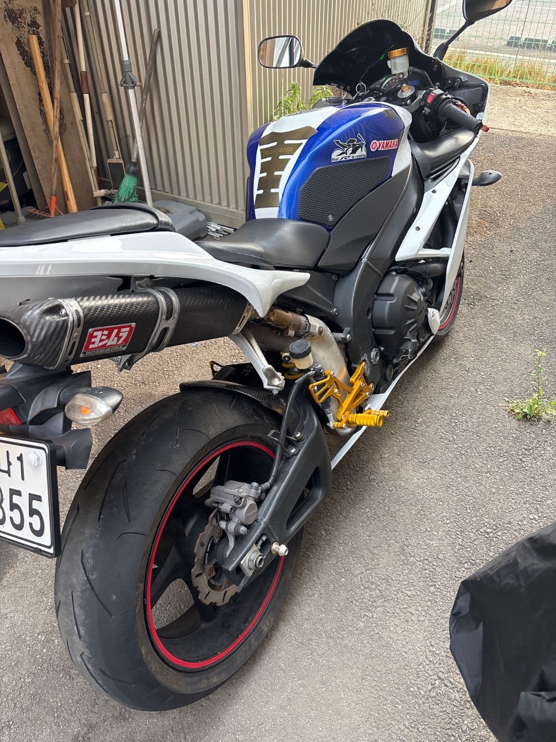 야마하 YZF R1 2