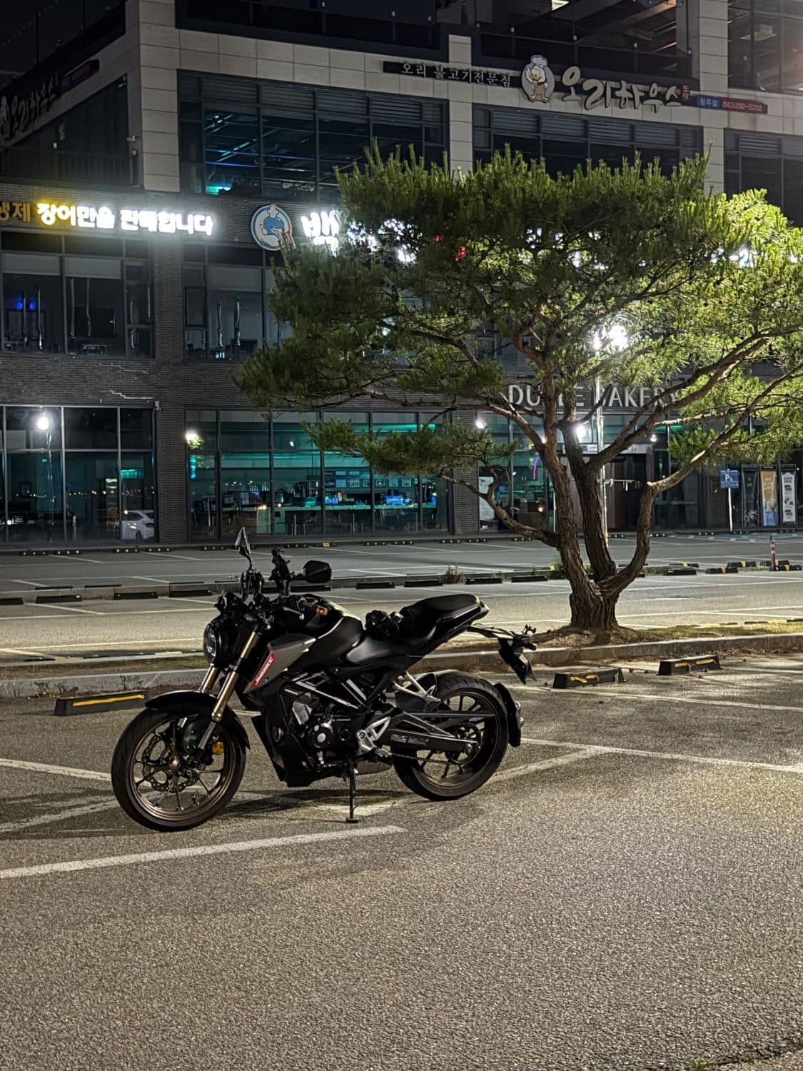 혼다 CB 125 R 2