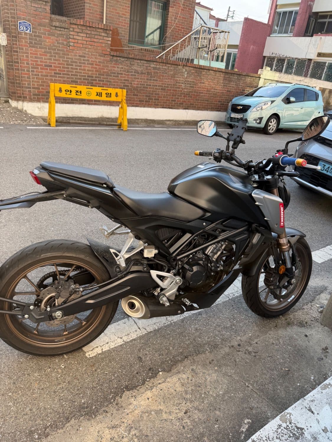 혼다 CB 125 R 5