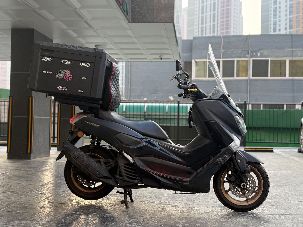 야마하 NMAX 125 more