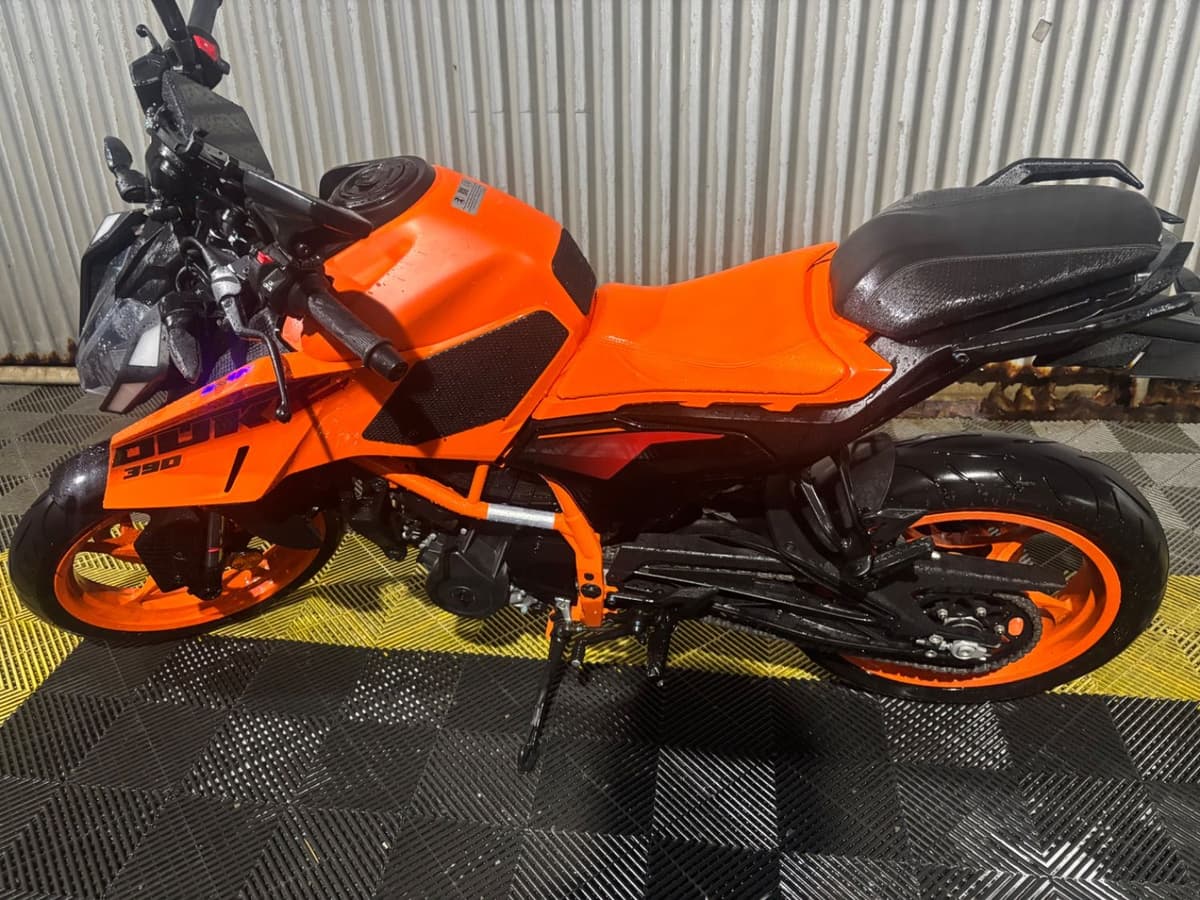 KTM 390 듀크 4