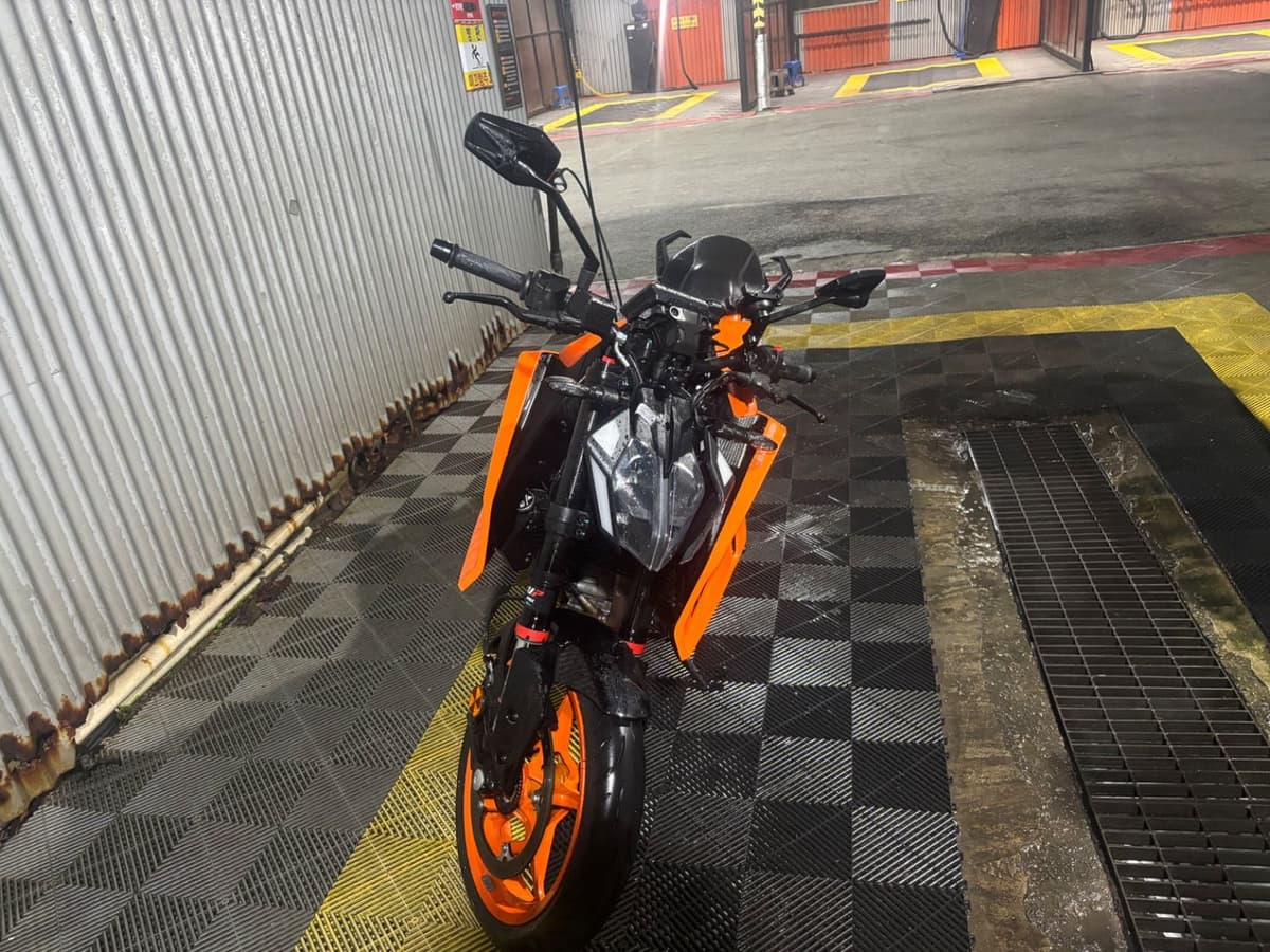 KTM 390 듀크 3