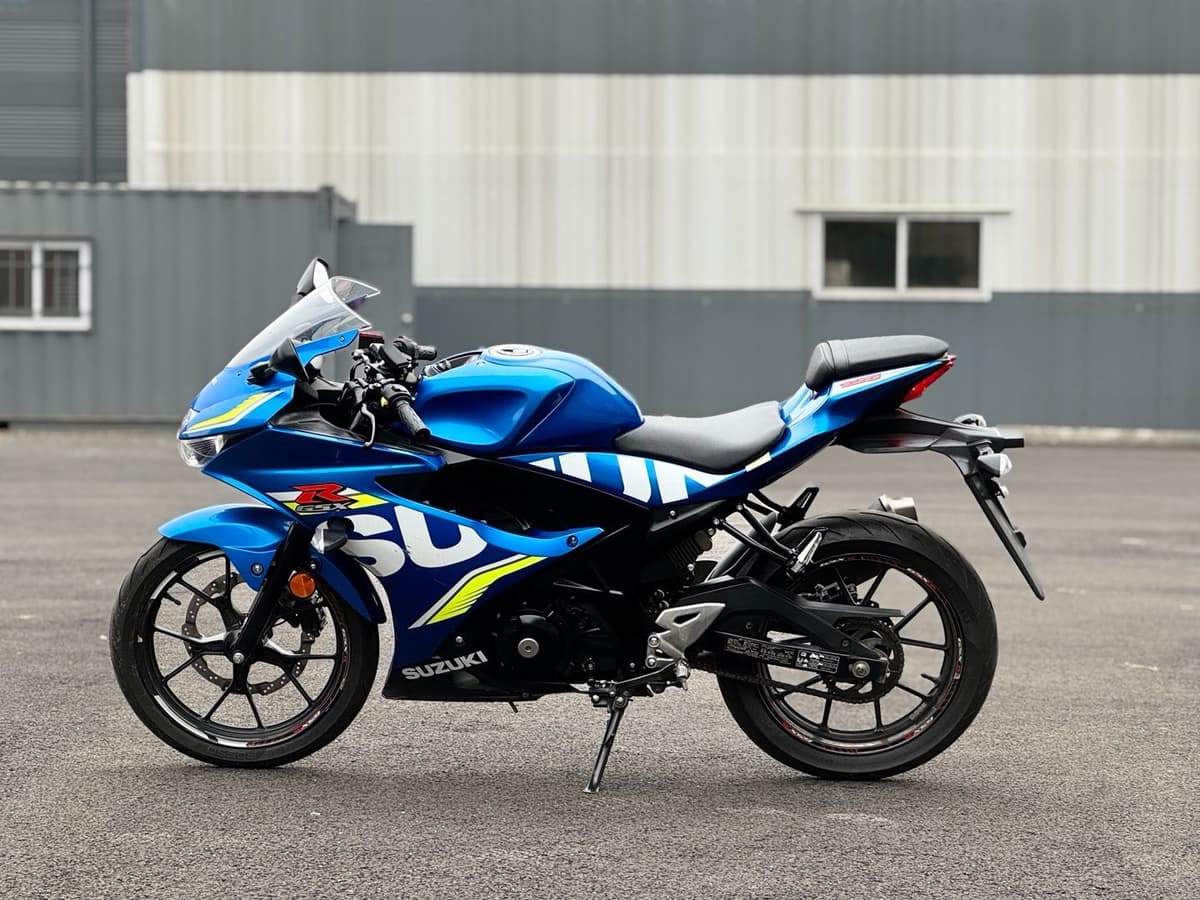 스즈키 GSX R 125 ABS 4