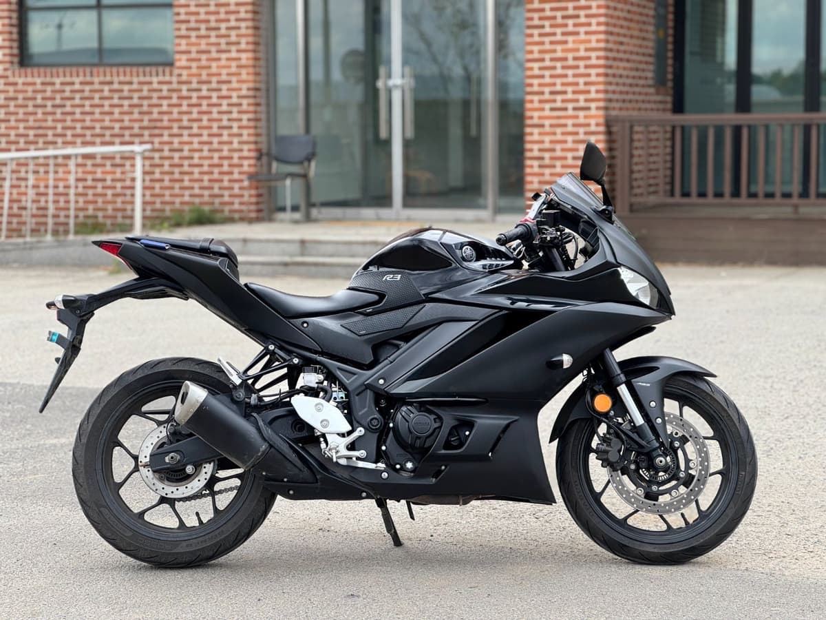 야마하 YZF R3 4