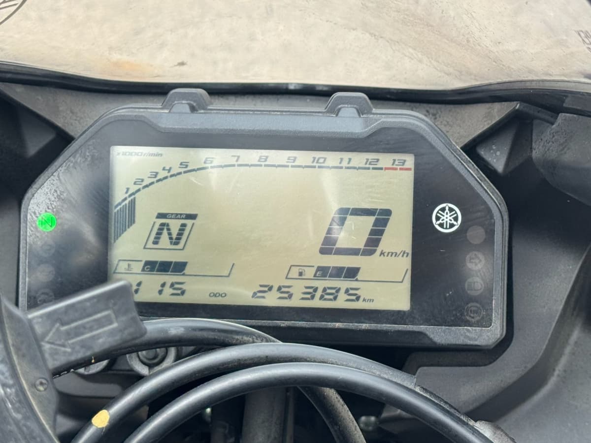 야마하 YZF R3 9