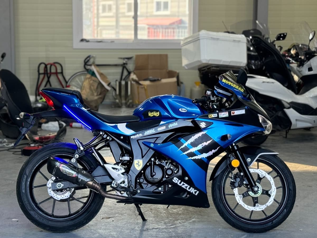 스즈키 GSX R 125 ABS 4
