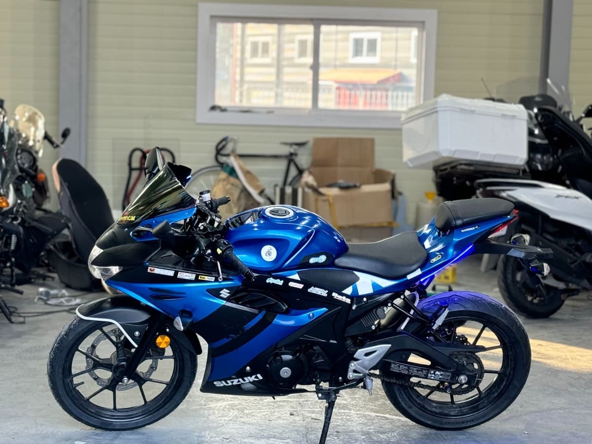 스즈키 GSX R 125 ABS 5