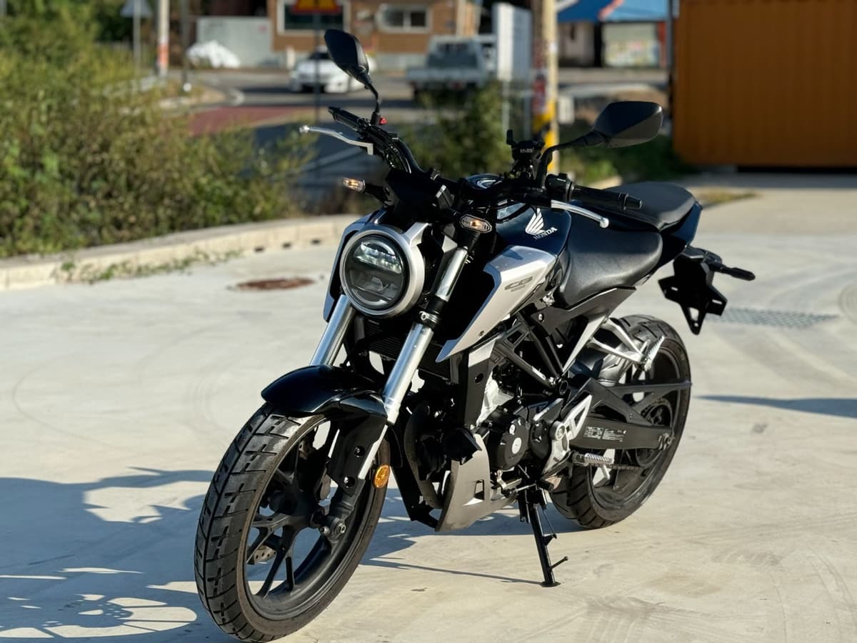 혼다 CB 125 R 2