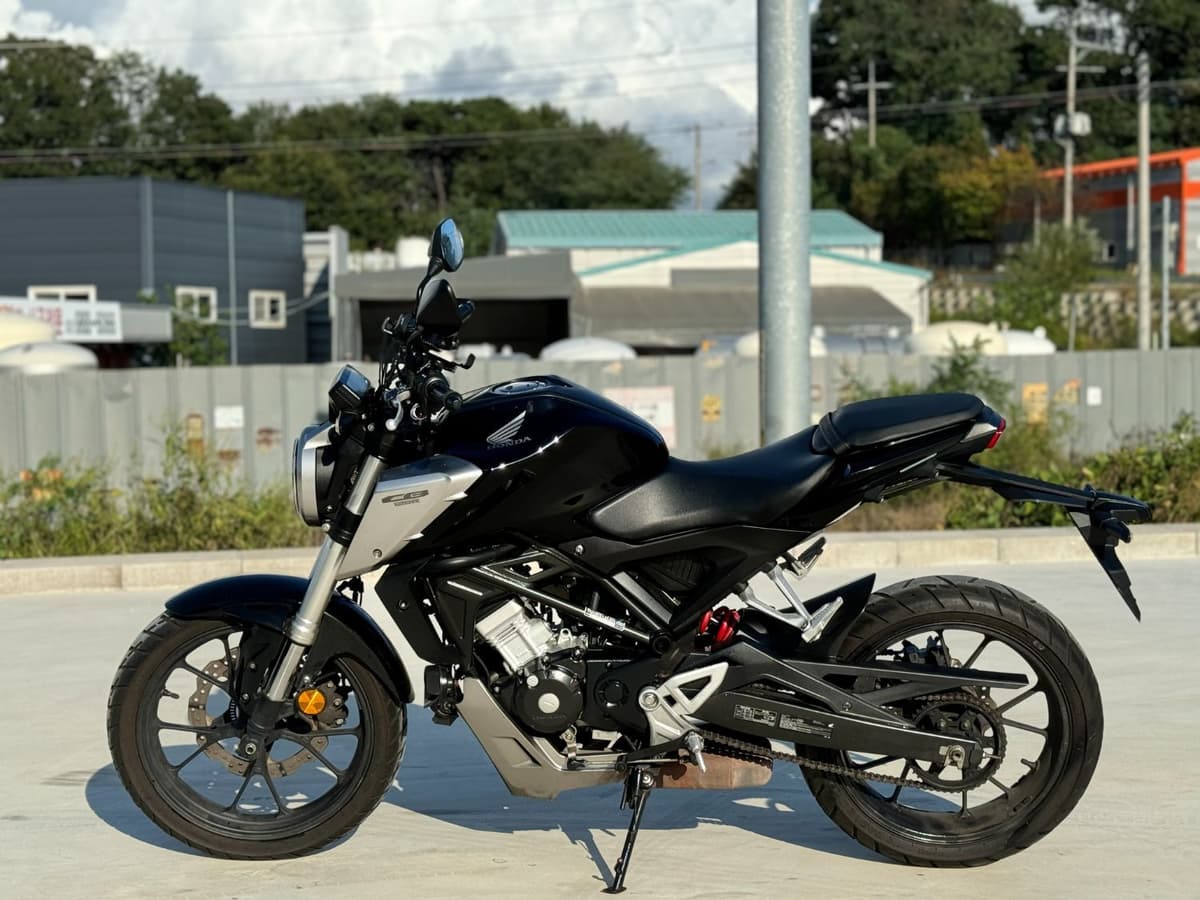 혼다 CB 125 R 5