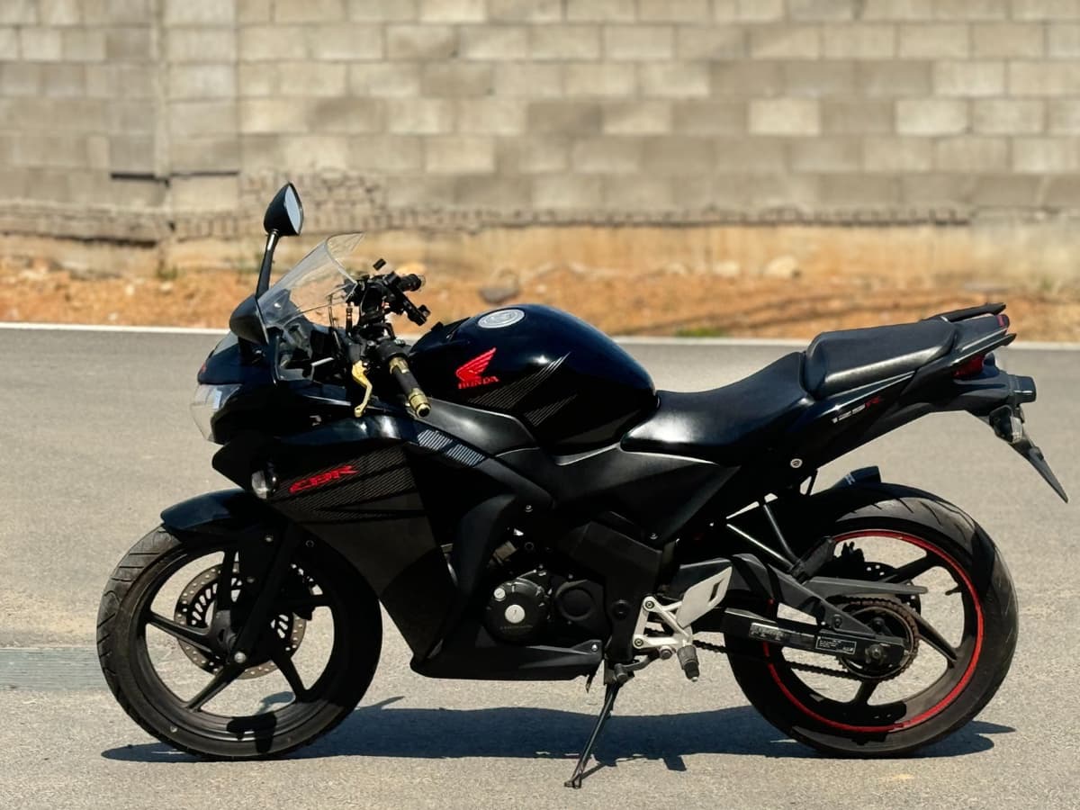 혼다 CBR 125 R 4