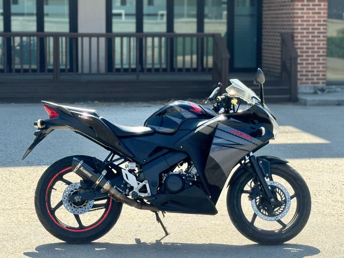 혼다 CBR 125 R 5