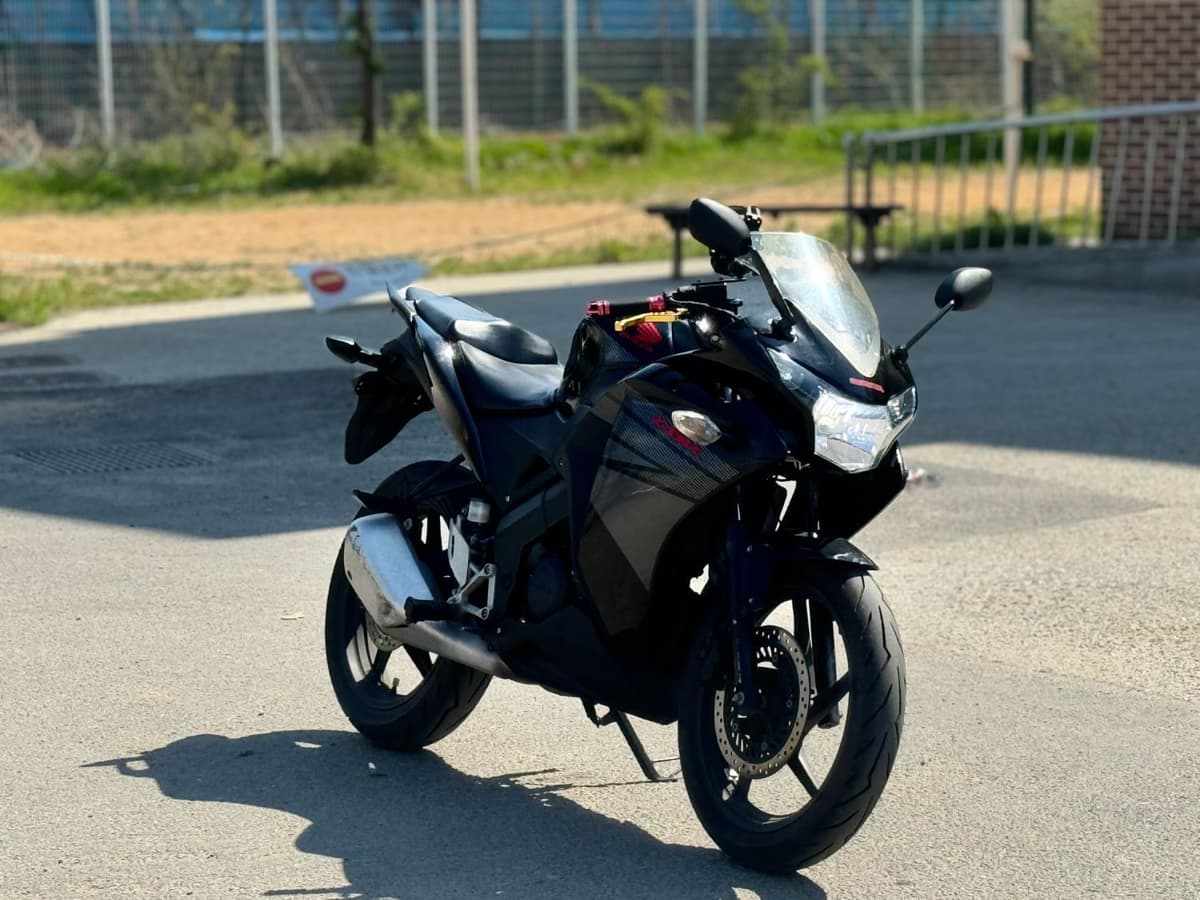 혼다 CBR 125 R 2