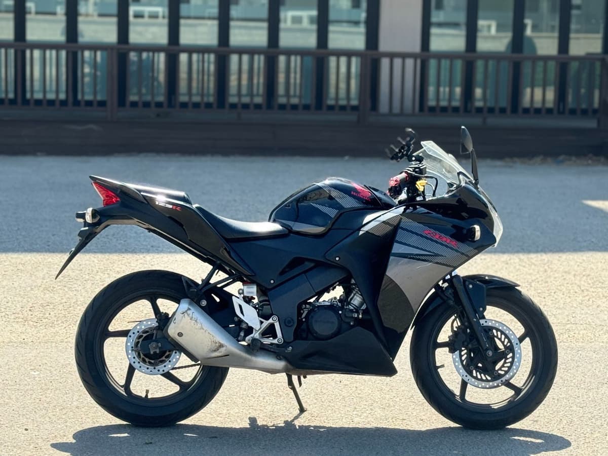 혼다 CBR 125 R 5
