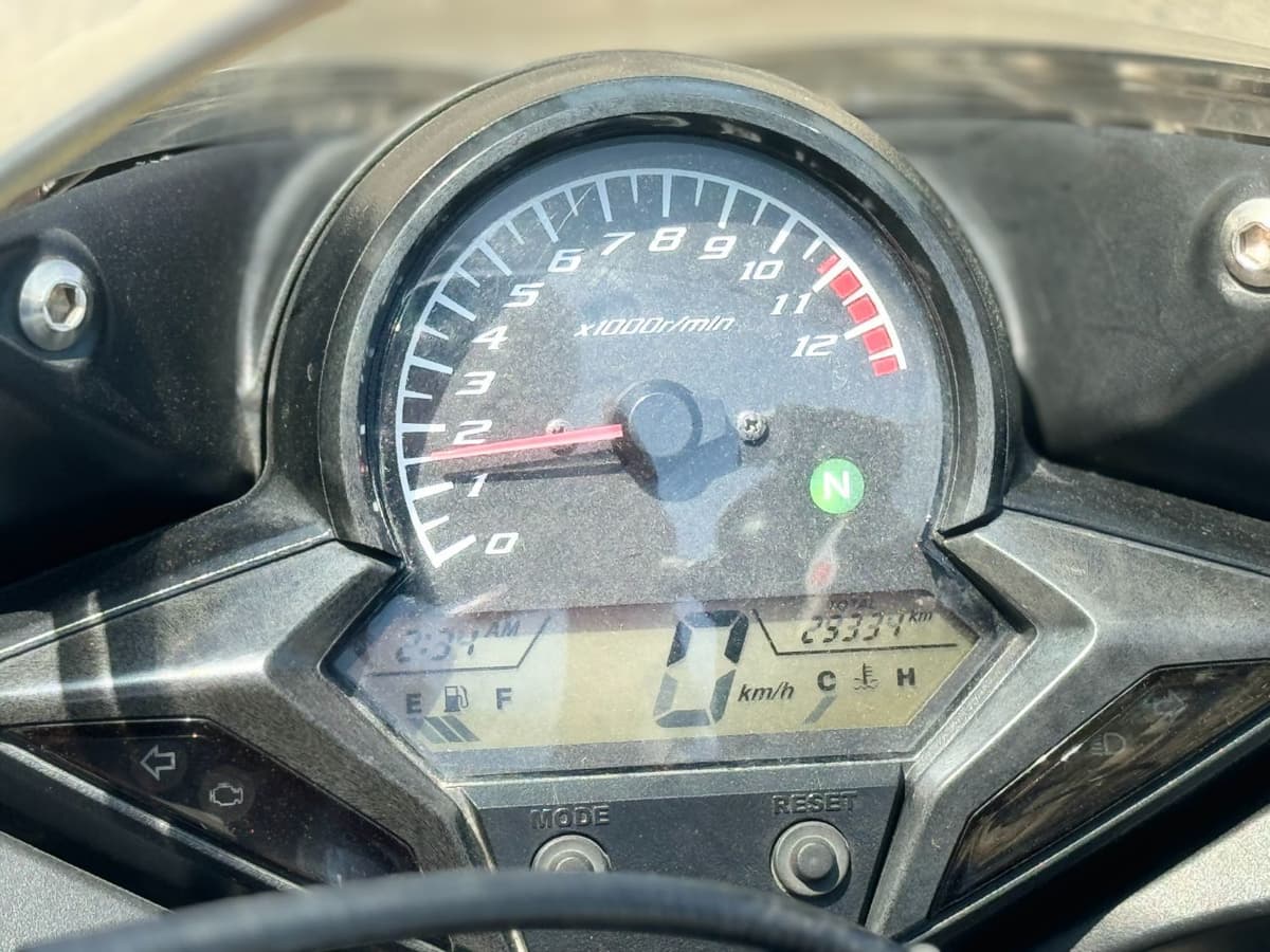 혼다 CBR 125 R 10