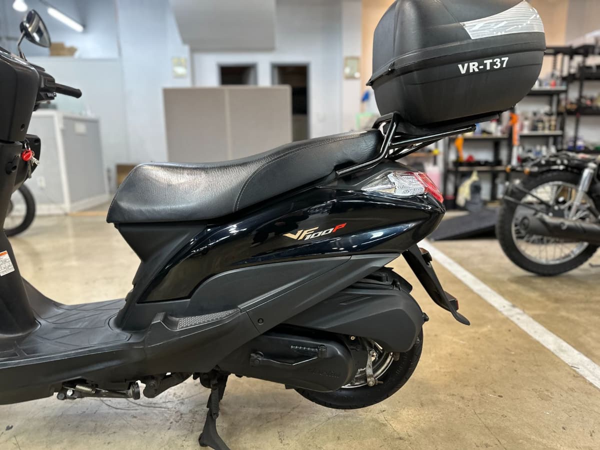디앤에이모터스 VF 100 R 8