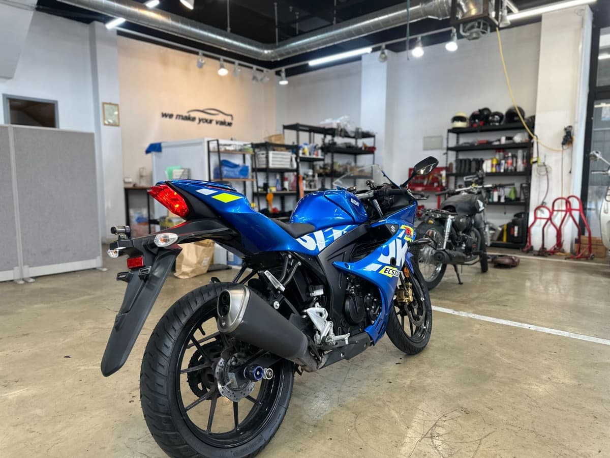 스즈키 GSX R 125 ABS more