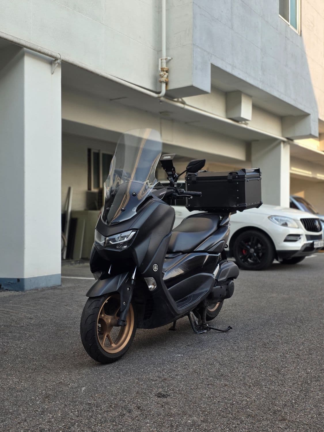 야마하 NMAX 125 more