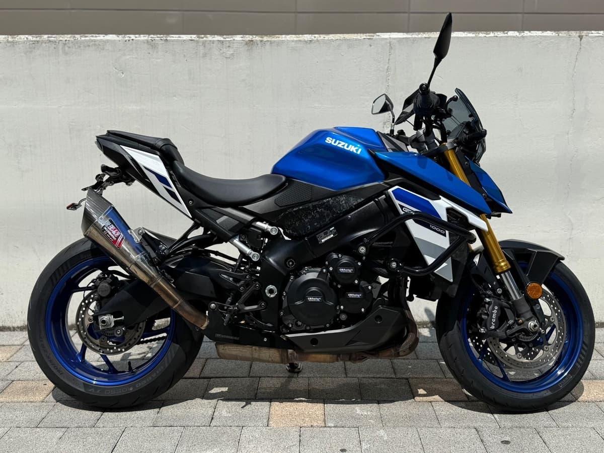 스즈키 GSX S 1000 2