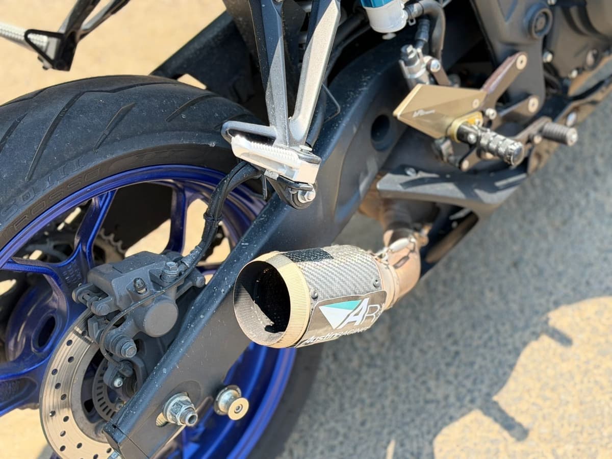 야마하 YZF R3 10