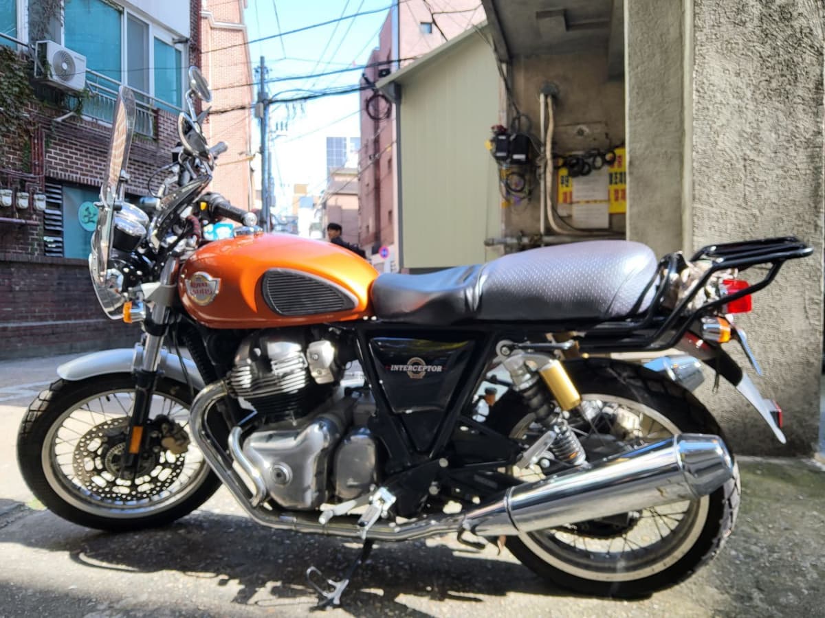 로얄엔필드 인터셉터 650 2