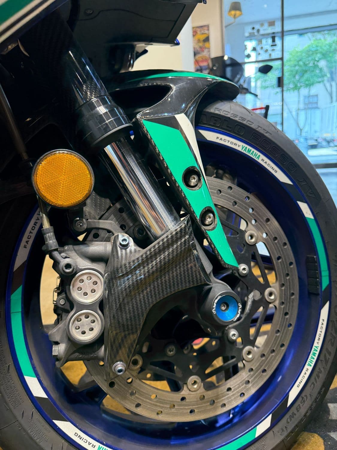 야마하 YZF R1 7