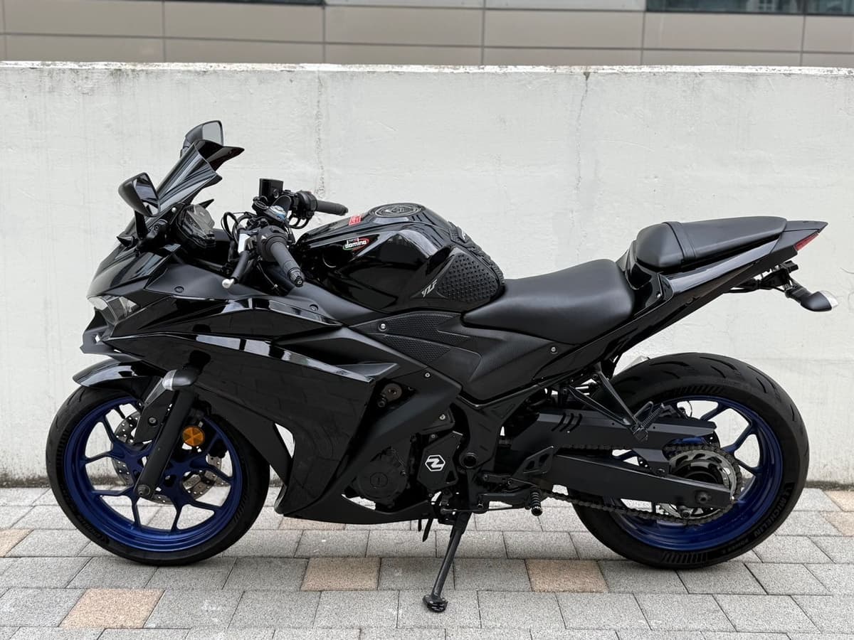 야마하 YZF R3 2