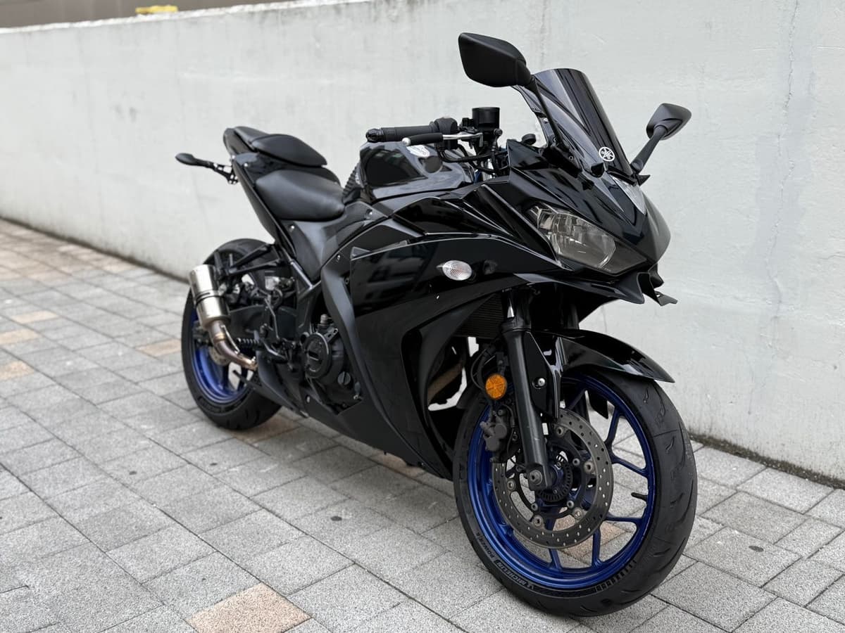 야마하 YZF R3 7