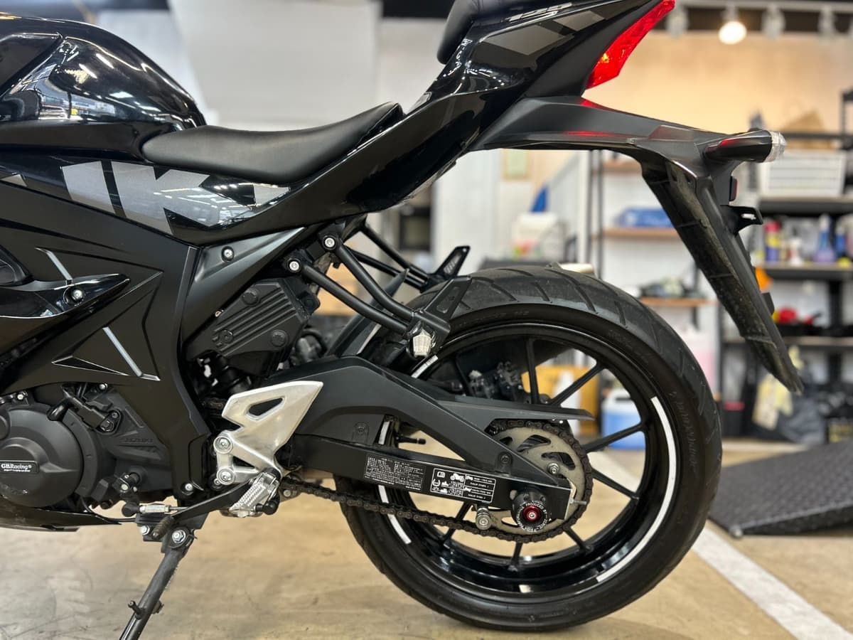 스즈키 GSX R 125 ABS 8