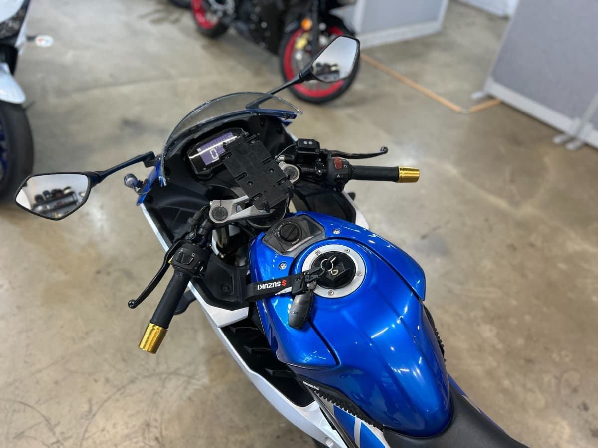 스즈키 GSX R 125 ABS 11