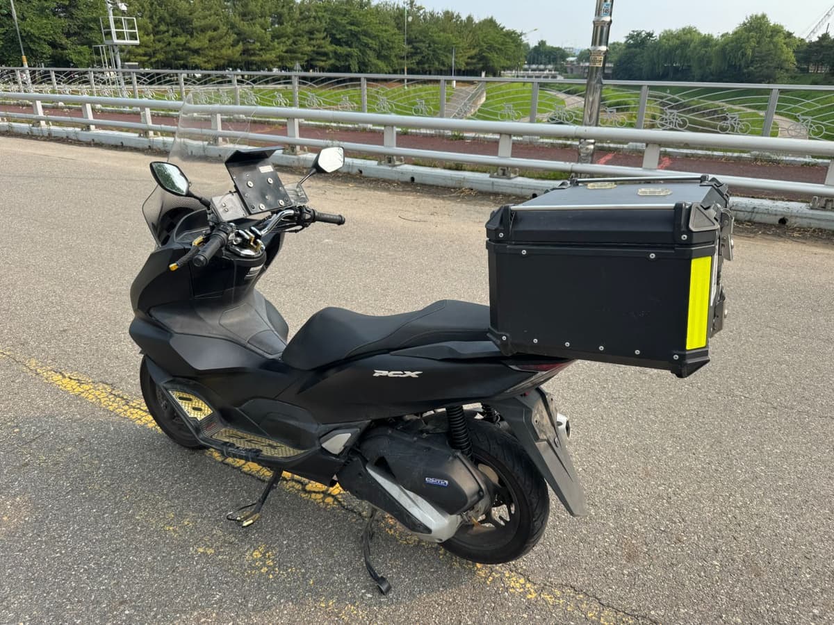 혼다 PCX 125 8
