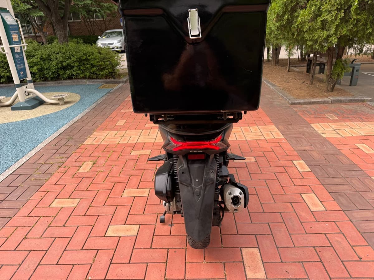 혼다 PCX 125 7