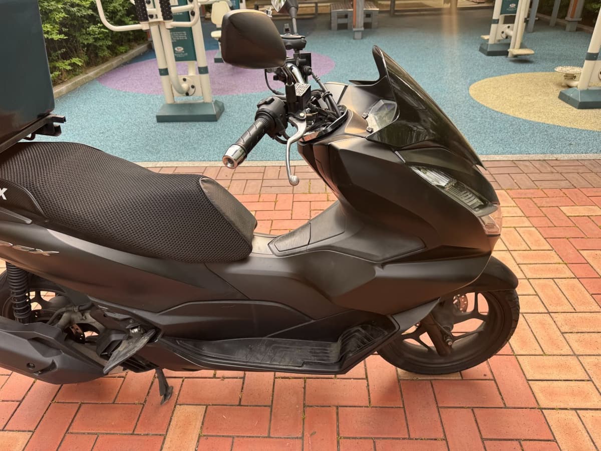 혼다 PCX 125 11