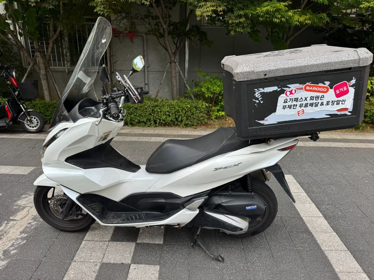 혼다 PCX 125 2
