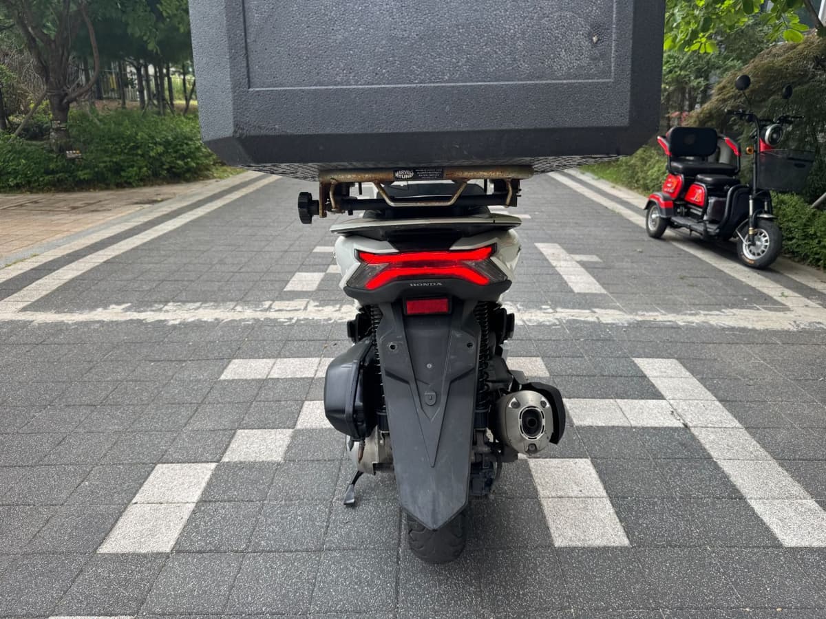 혼다 PCX 125 7