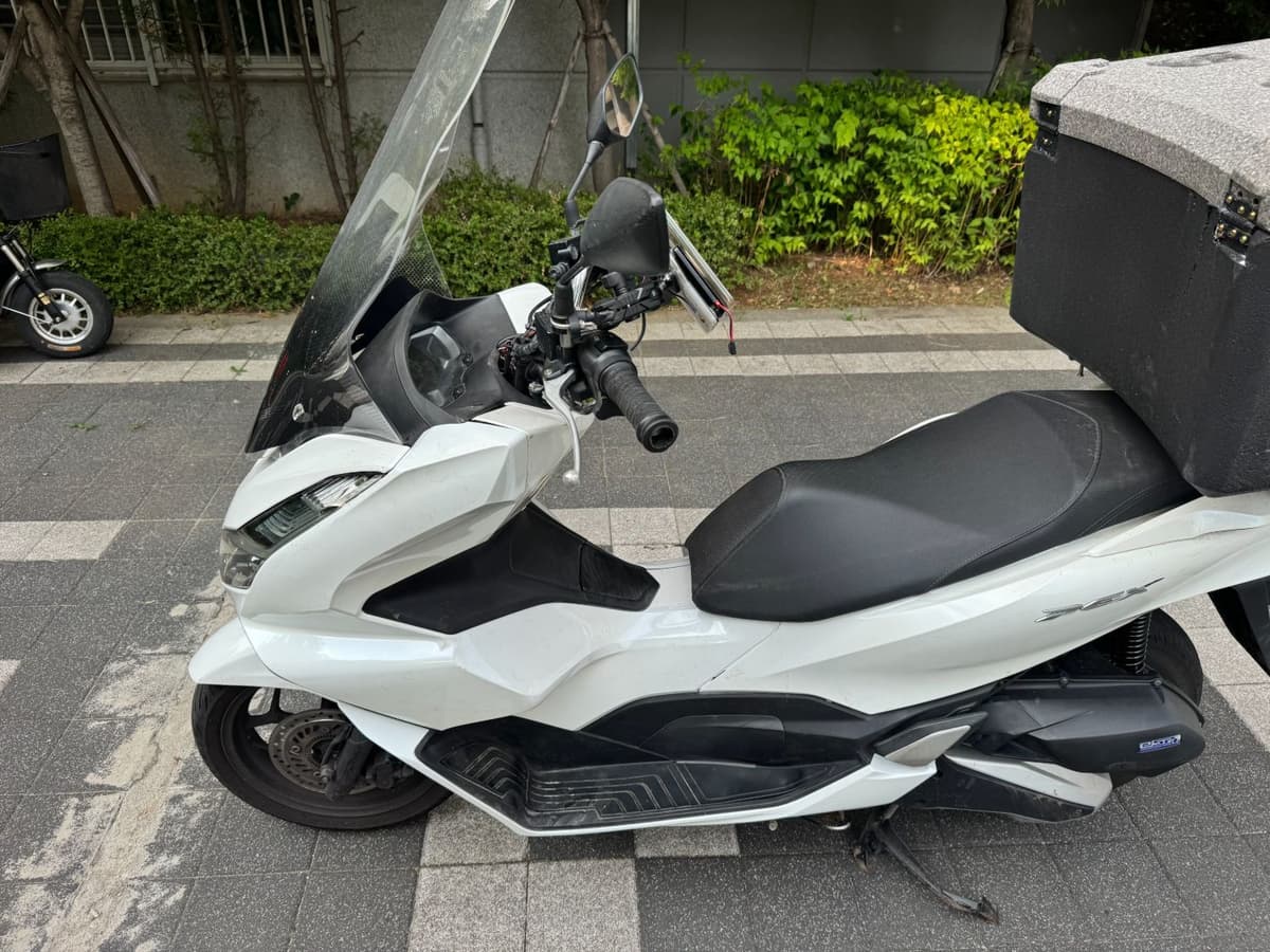 혼다 PCX 125 9